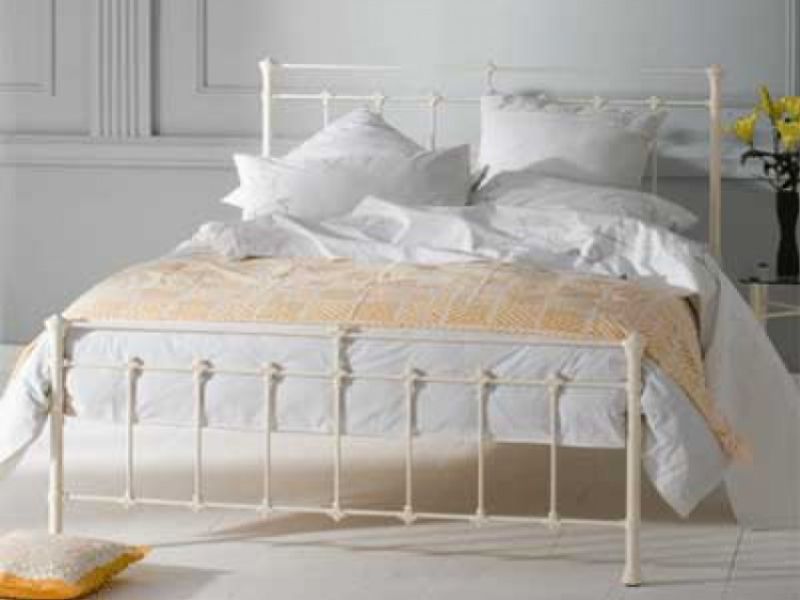 OBC Edwardian 5ft Kingsize Glossy Ivory Metal Bed Frame