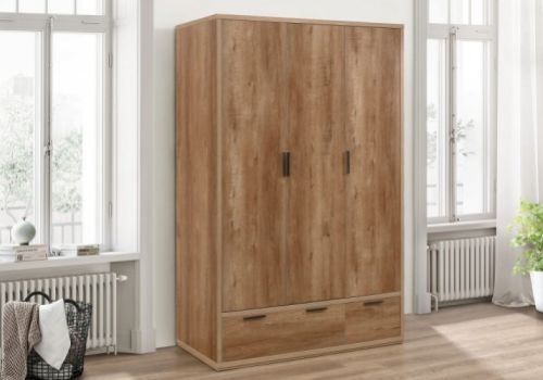 Birlea Stockwell Oak Finish 3 Door 2 Drawer Wardrobe