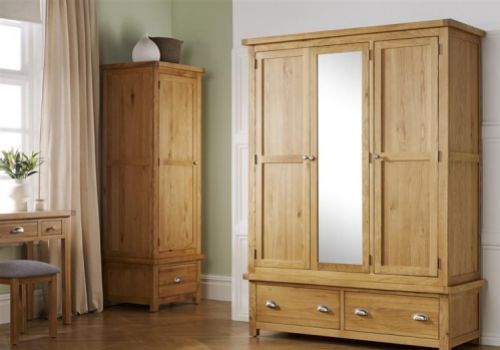 Birlea Woburn Oak 3 Door 2 Drawer Wardrobe