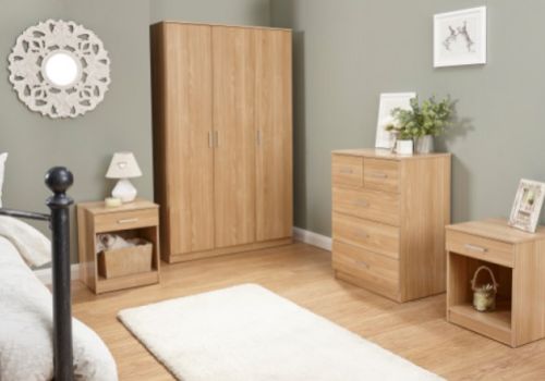 GFW Panama 4 Piece Bedroom Set In Oak