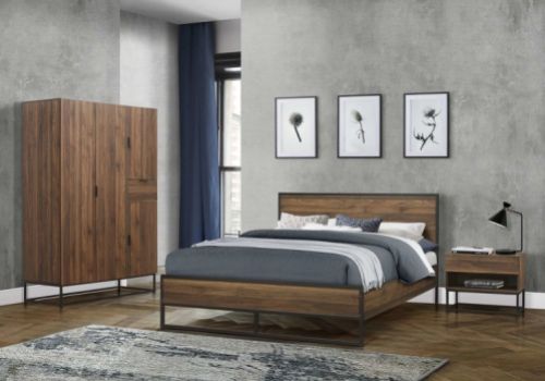 Birlea Houston 4ft6 Double Metal And Wooden Walnut Finish Bed Frame