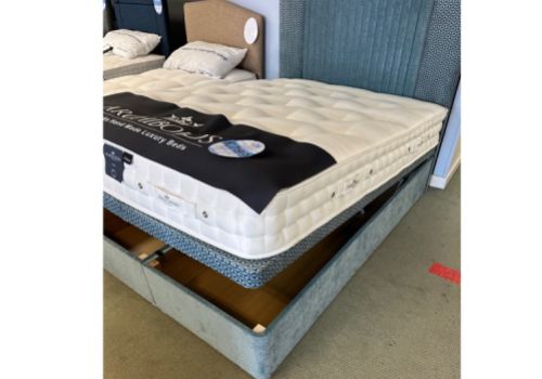 STORE CLEARANCE 4ft6 Double Electric Ottoman Bed With Headboard