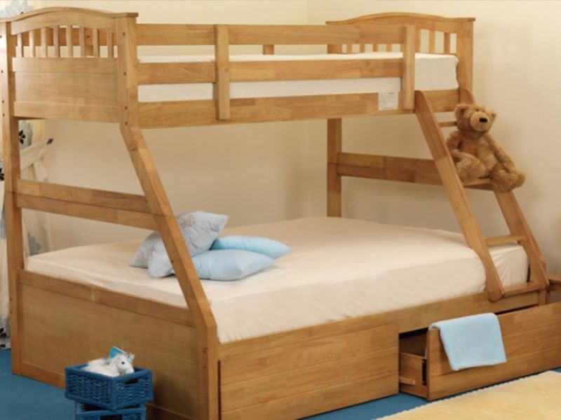 Sweet Dreams Epsom Triple Sleeper Bunk Bed in Oak