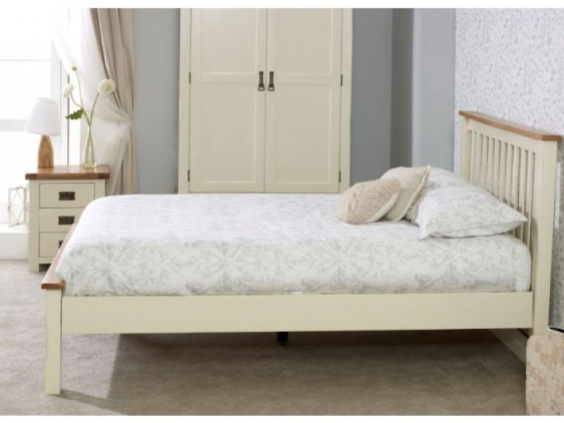 Birlea New Hampshire 5ft Kingsize Cream And Oak Wooden Bed Frame With Low Footend
