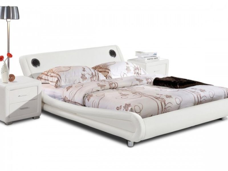 Sleep Design Madrid 5ft Kingsize White Faux Leather Bed Frame With Bluetooth Speakers