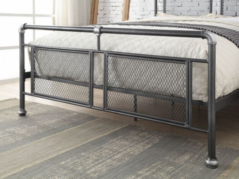 Flintshire Hope 4ft6 Double Metal Bed Frame