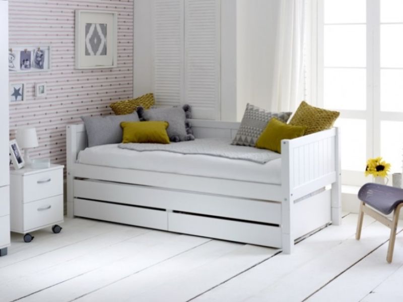 Thuka Nordic Day Bed 1 With Grooved End Panels