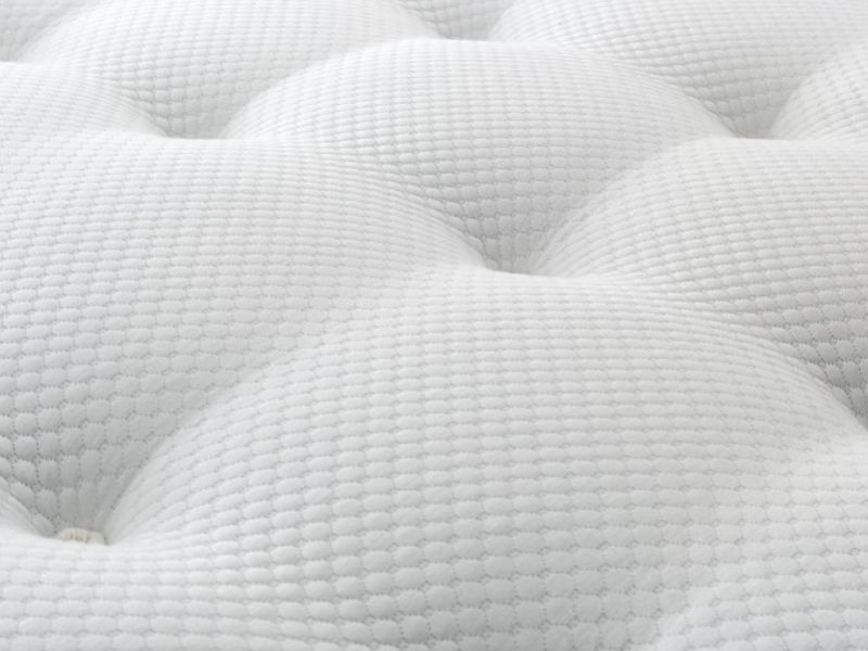 Silentnight Affluent 4ft6 Double 3000 Mirapocket And Geltex Mattress (Medium Firm Feel)