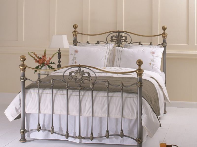 OBC Camolin 4ft 6 Double Silver Patina Metal Bed Frame