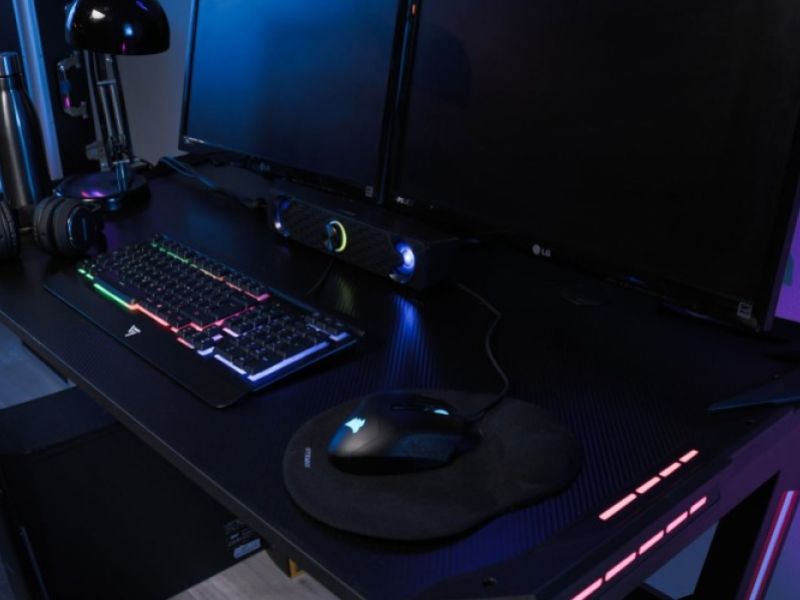 Flair Furnishings Power A LED Gaming Desk