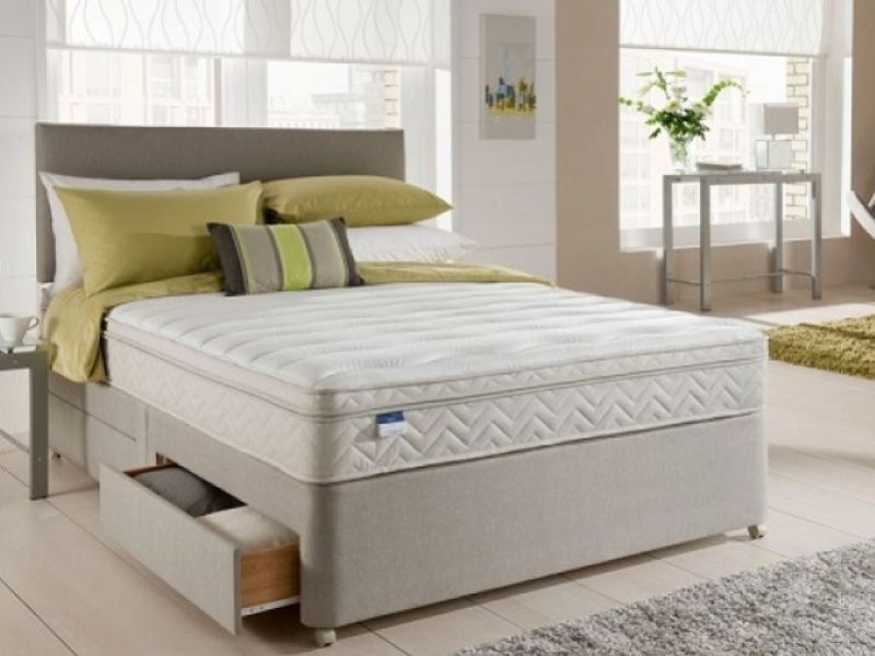 Silentnight Munich 5ft Kingsize Miracoil Spring System with Latex Divan Bed