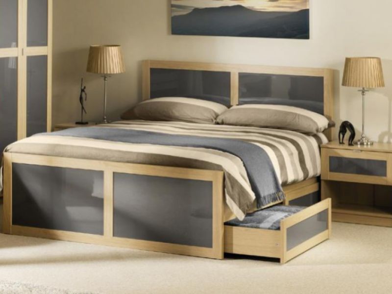 Julian Bowen Strada 5ft Kingsize Light Oak and Smoked Gloss Wooden Bed Frame