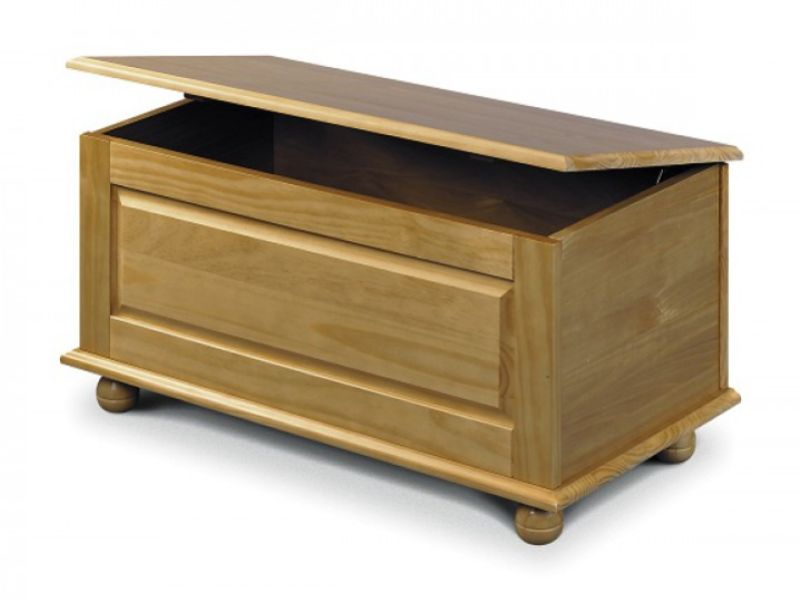 Julian Bowen Pickwick Pine Wooden Blanket Box