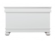 Sweet Dreams Storm White Blanket Box by Sweet Dreams