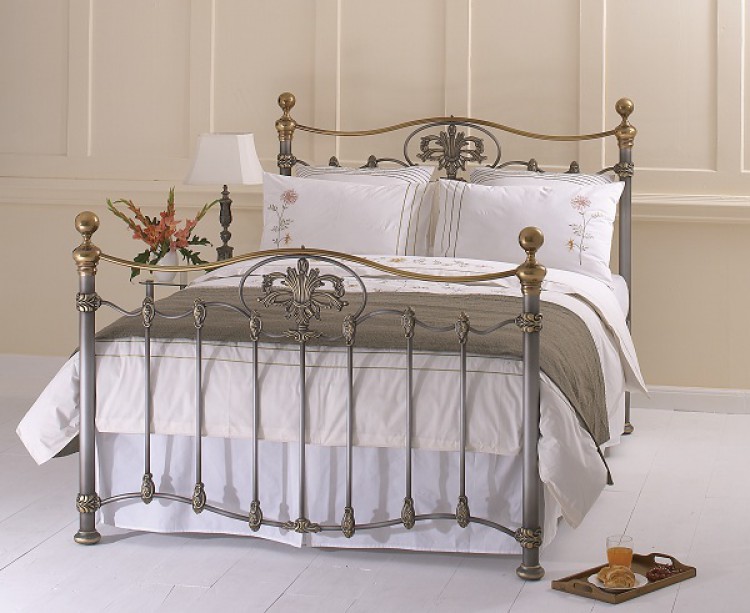 Obc Camolin 5ft Kingsize Silver Patina Metal Bed Frame By Original Silver Patina Metal Bed Frame Obc