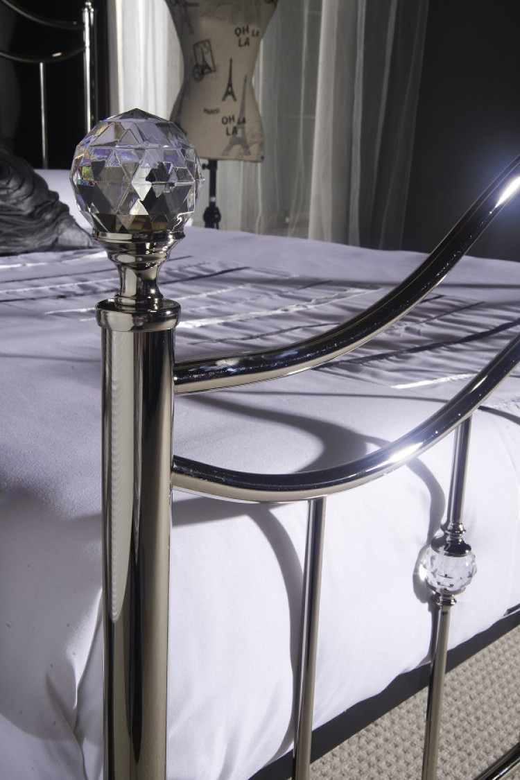 Limelight Cygnus 5ft Kingsize Chrome Metal Bed Frame With Crystals Metal Bed Frame With Crystals Limelight